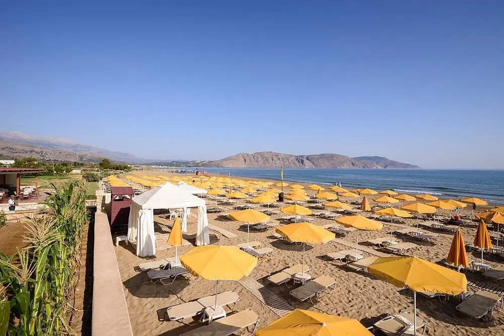 Vantaris Palace — VANTARIS PALACE