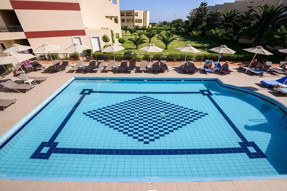 Vantaris Palace — VANTARIS PALACE