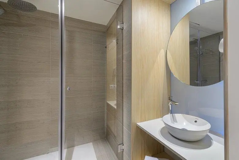 Vibra Cala Tarida — VIBRA CALA TARIDA