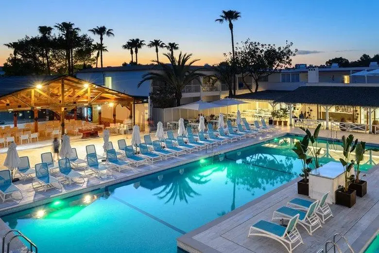 Vibra Cala Tarida — VIBRA CALA TARIDA