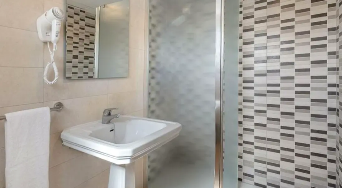 Łazienka w pokoju hotelu Vibra Marco Polo I