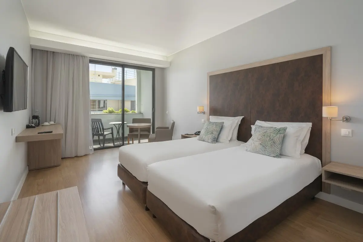 Vila Baleira Funcha (ex. Lido Atlantico) — VILA BALEIRA