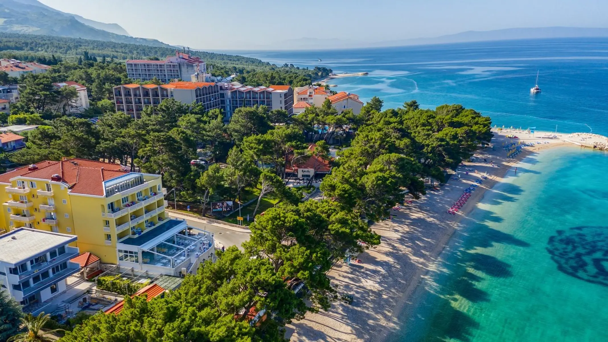 Plaża przy hotelu Villa Filaus B&B