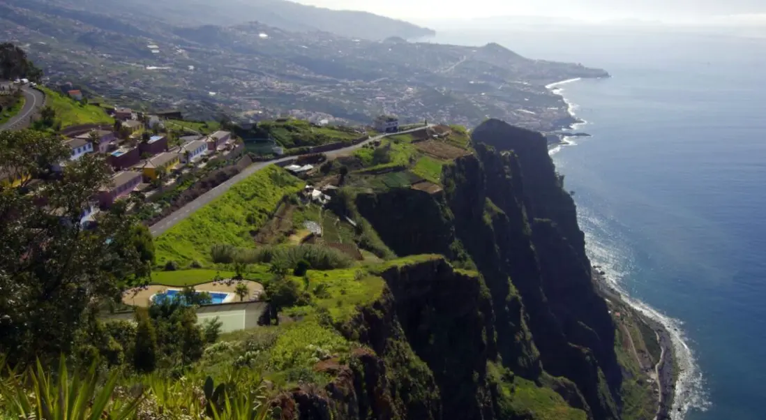 Widok z hotelu Village Cabo Girao