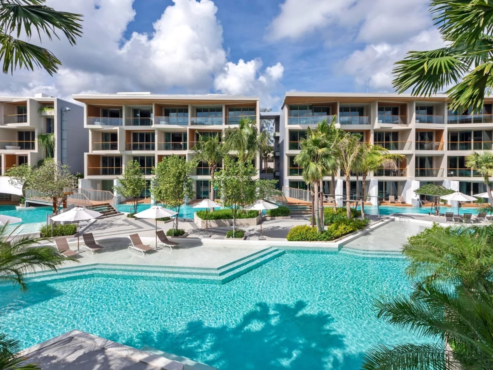 Hotel Wyndham Grand Nai Harn Beach Phuket