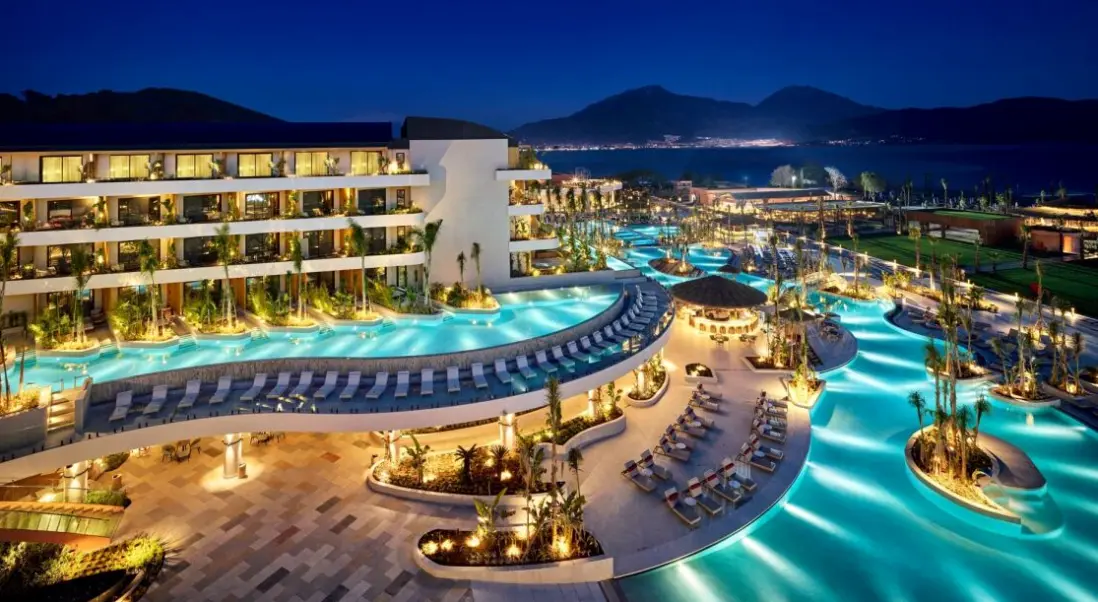Basen w hotelu XO Cape Arnna Fethiye