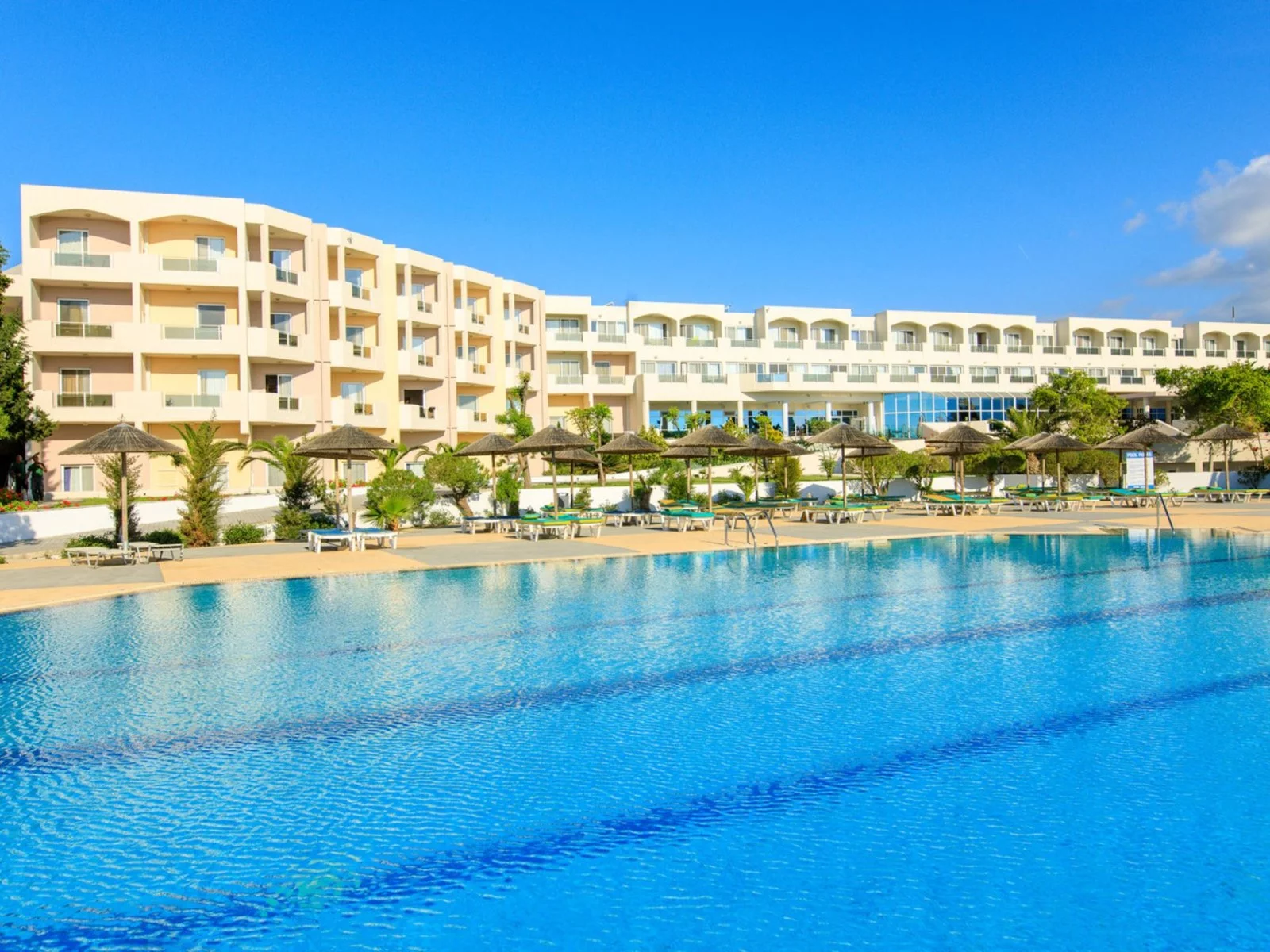 Hotel Sovereign Beach