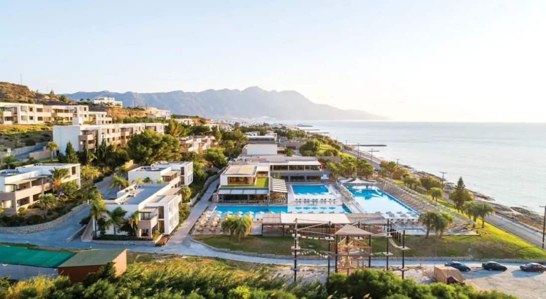 Basen w hotelu Atlantica Mikri Poli Kos
