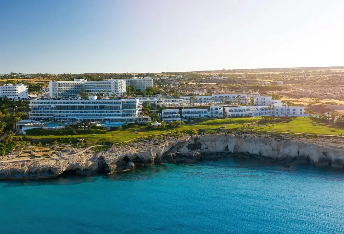 Plaża przy hotelu Atlantica Sungarden Beach