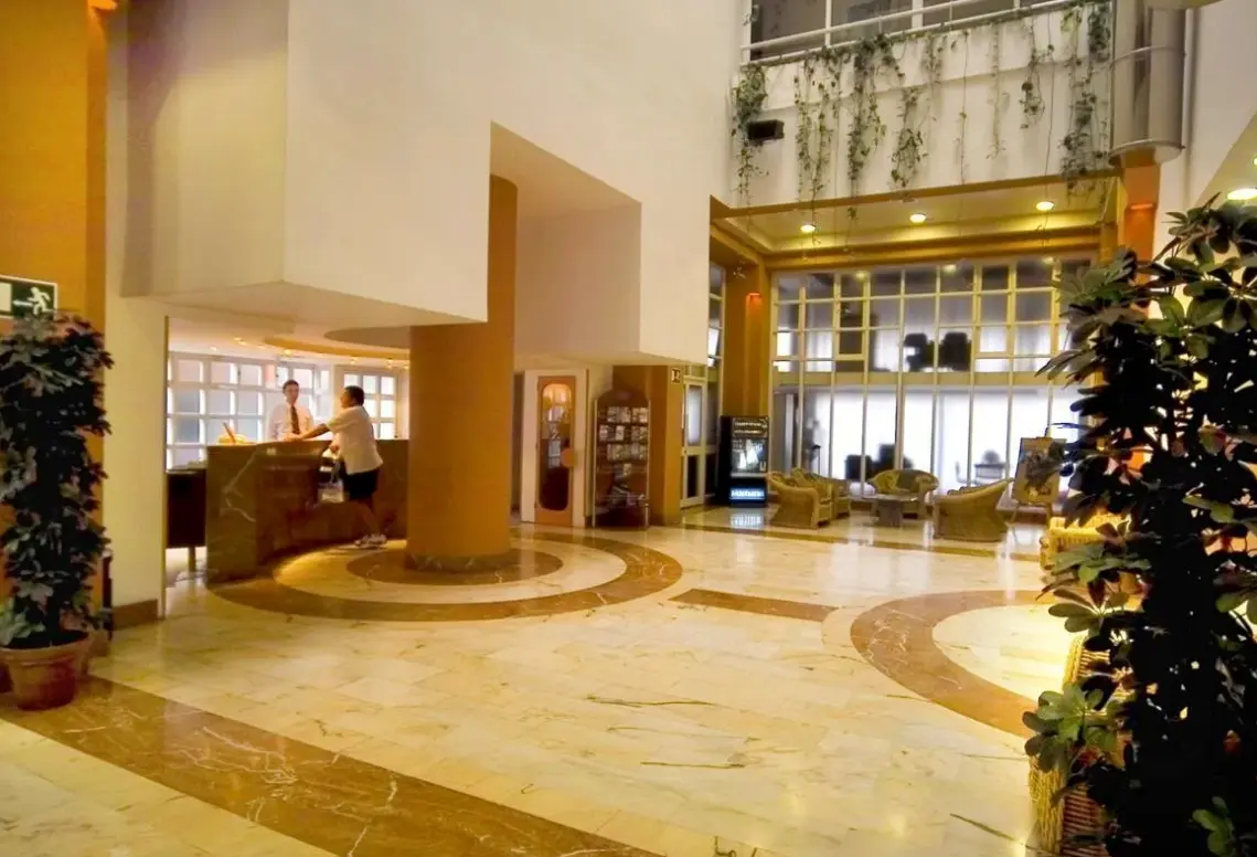 Lobby hotelu Bull Astoria