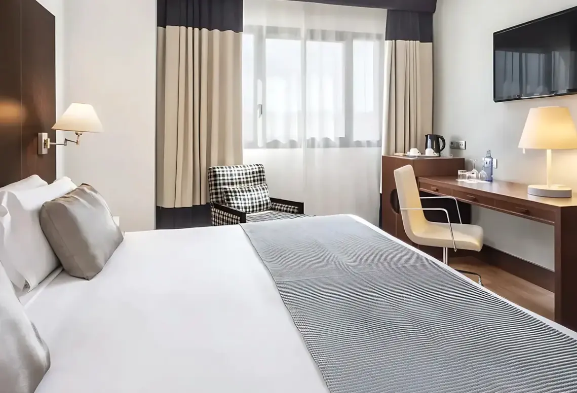 Pokój w hotelu Catalonia El Retiro