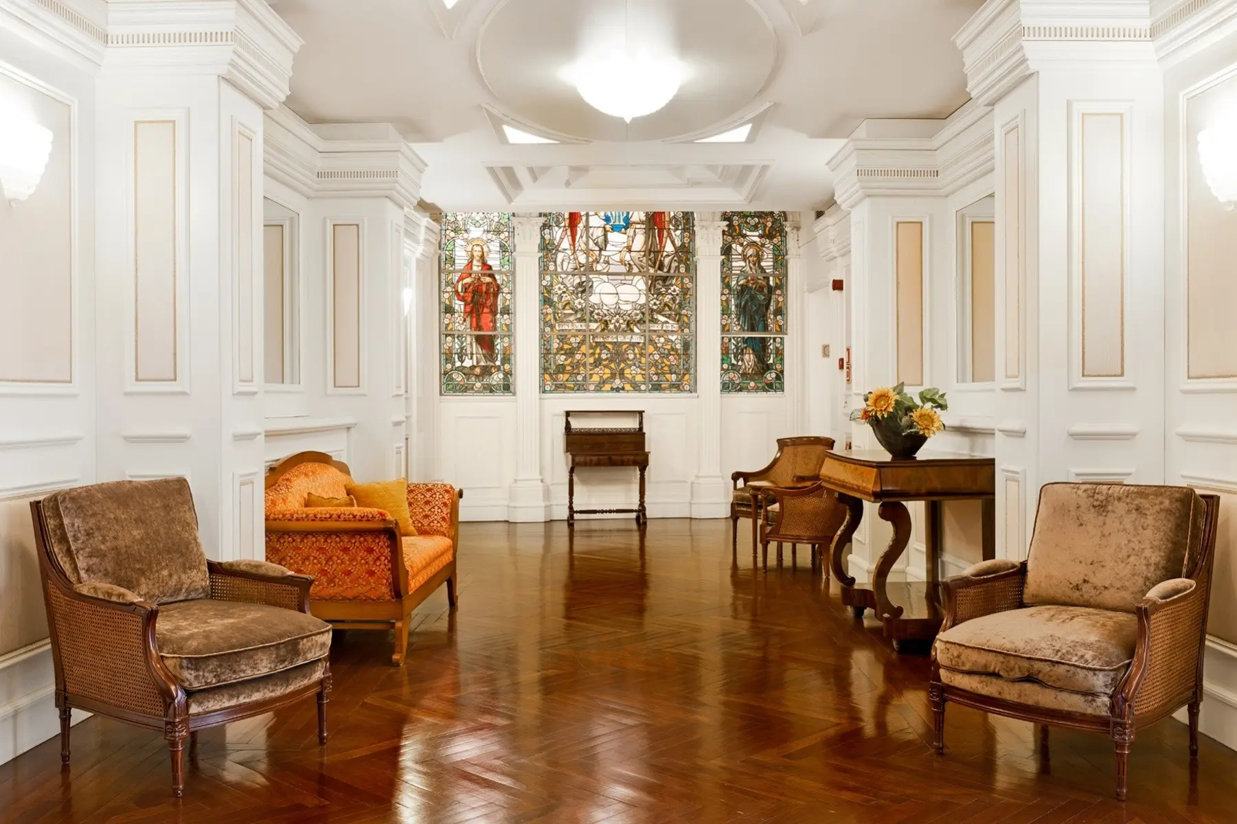 Catalonia las Cortes — CATALONIA LAS CORTES