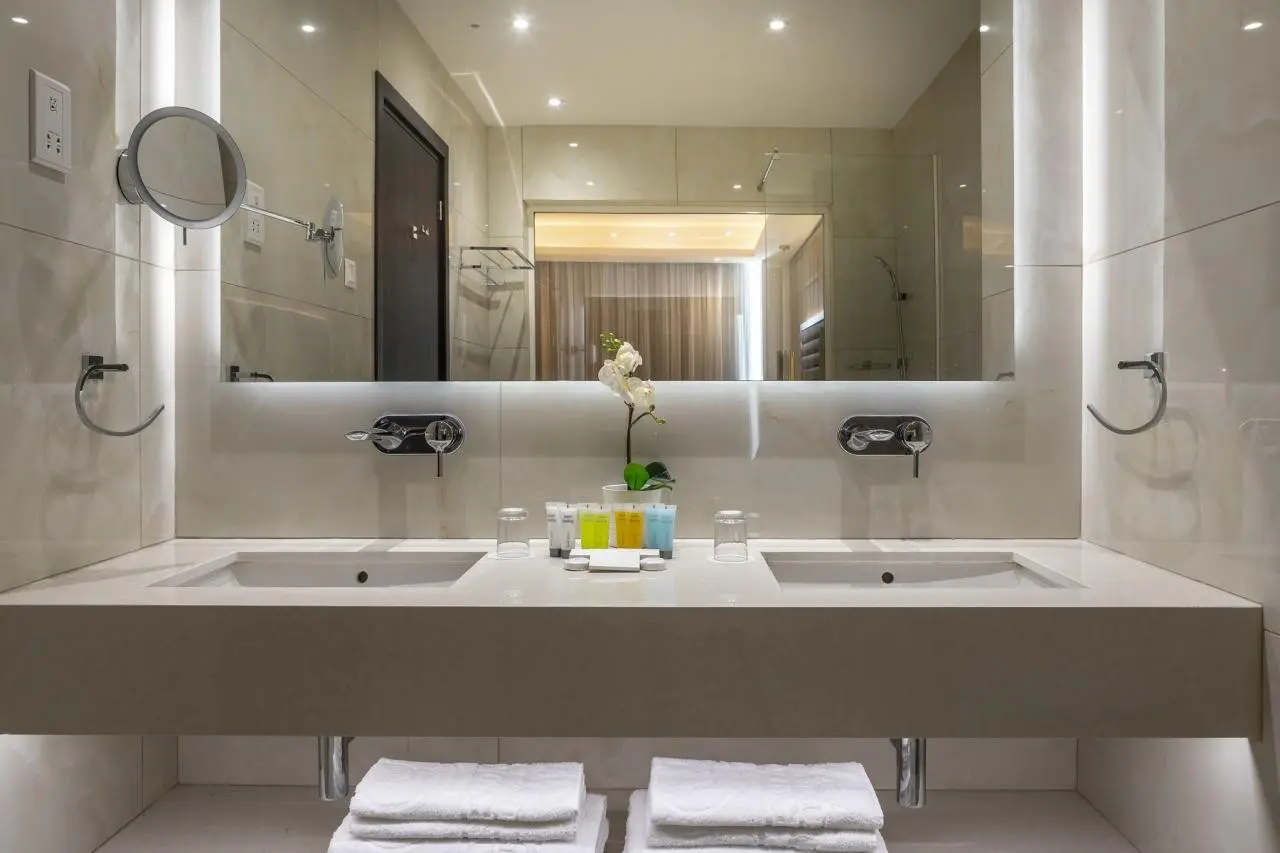 Chrysomare Beach Hotel and Resort — CHRYSOMARE