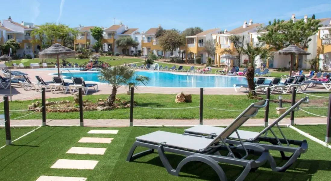 Basen w hotelu Comitas Isla del Aire