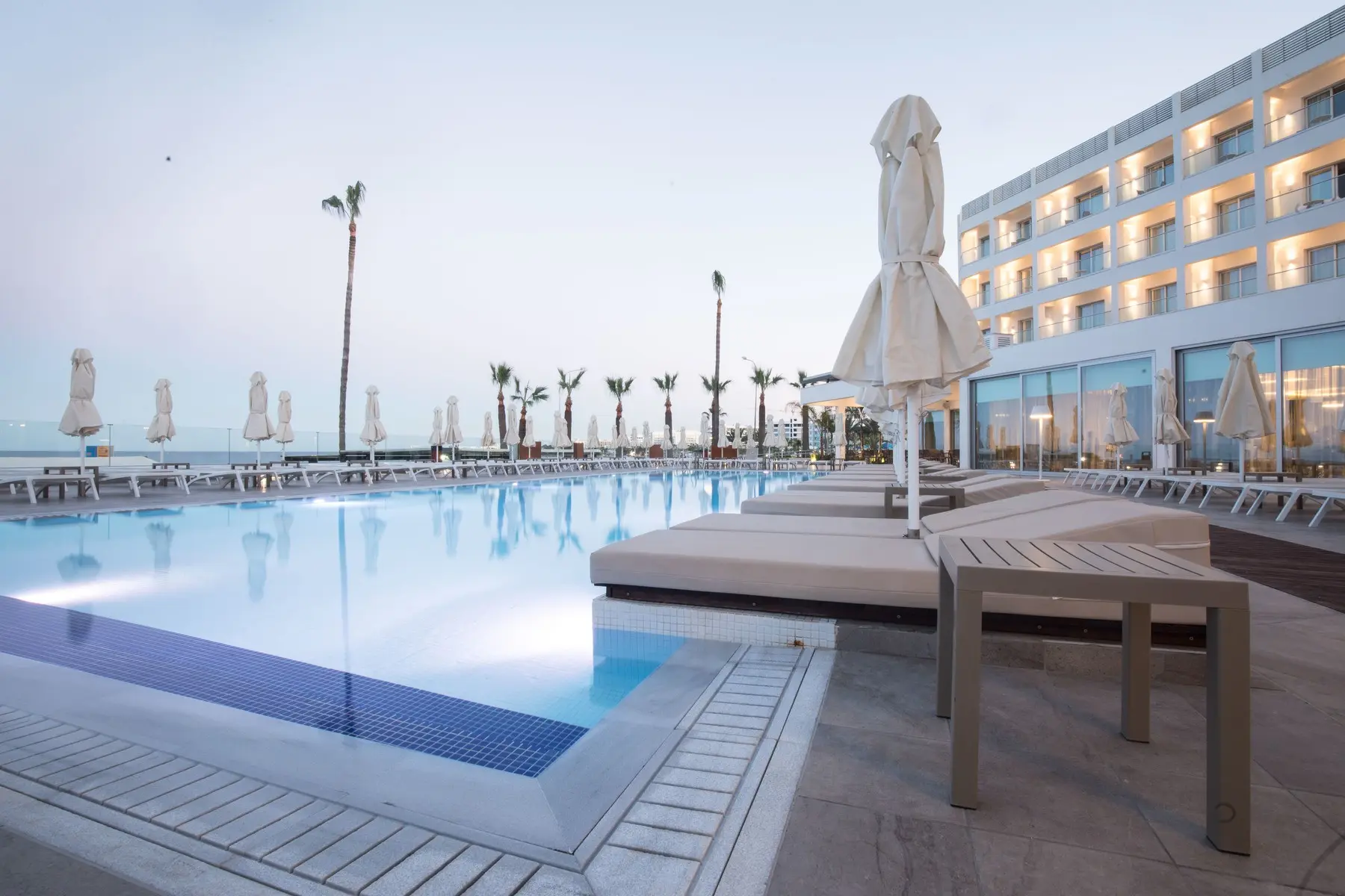 Evalena Beach Hotel — EVALENA BEACH