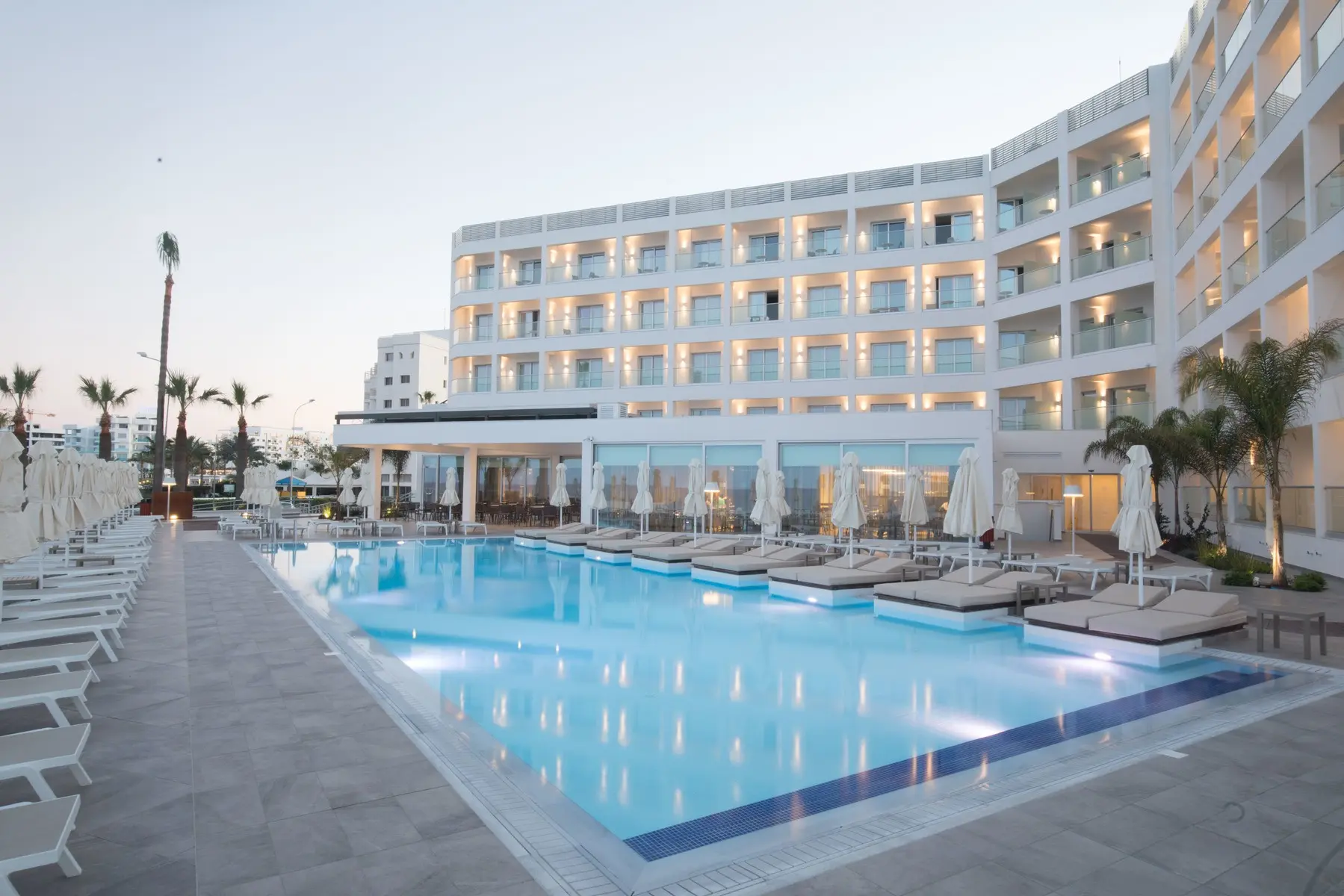 Evalena Beach Hotel — EVALENA BEACH