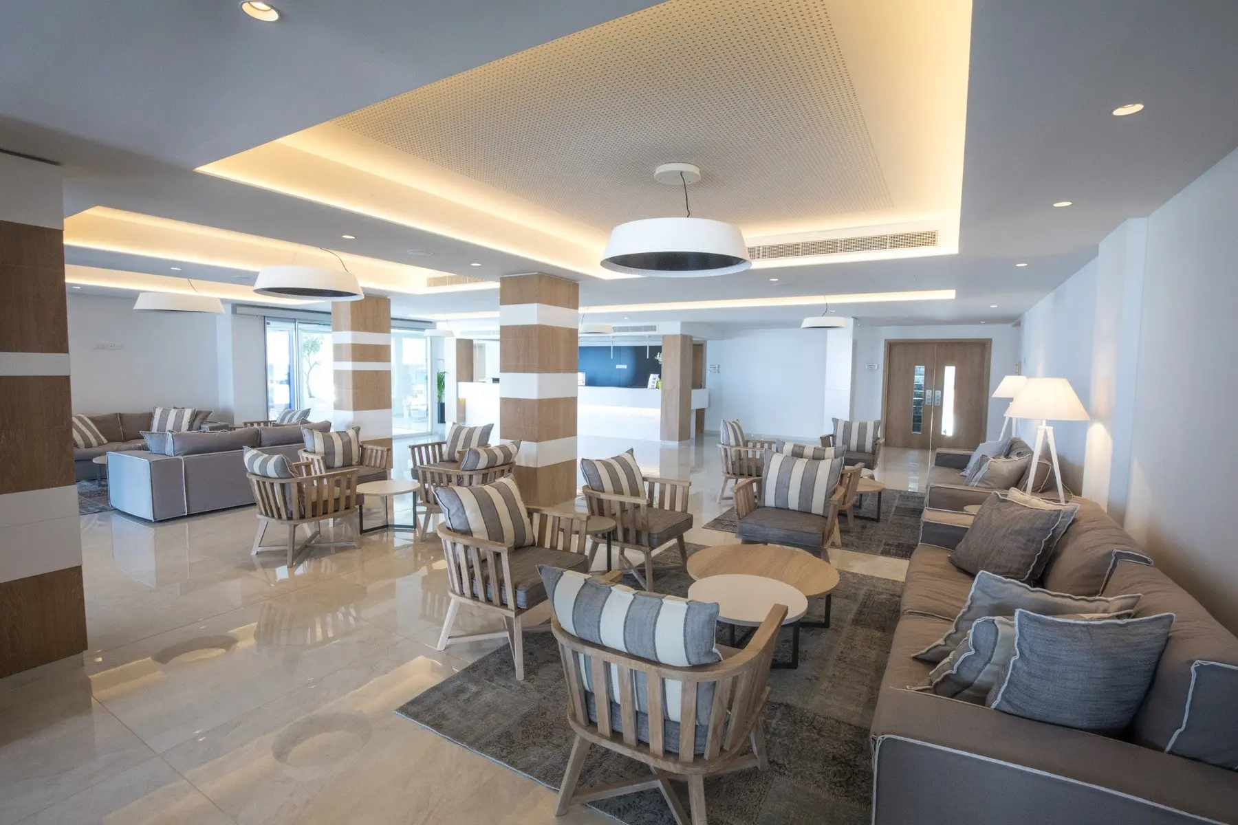 Evalena Beach Hotel — EVALENA BEACH