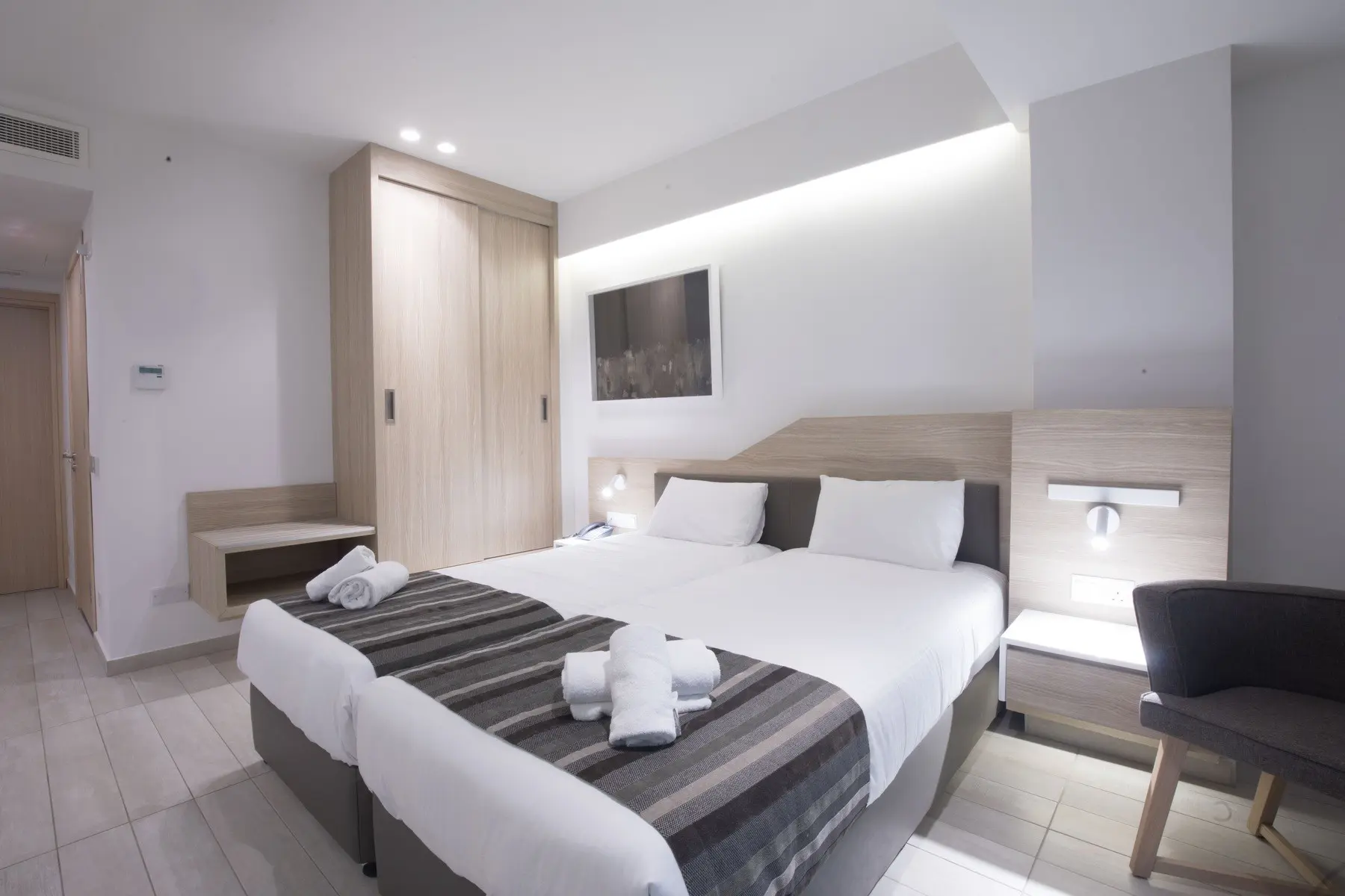 Evalena Beach Hotel — EVALENA BEACH