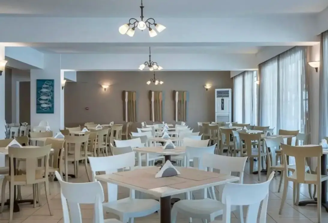 Restauracja i jedzenie w hotelu Gaia Village