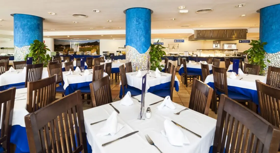 Restauracja i jedzenie w hotelu Globales Binimar