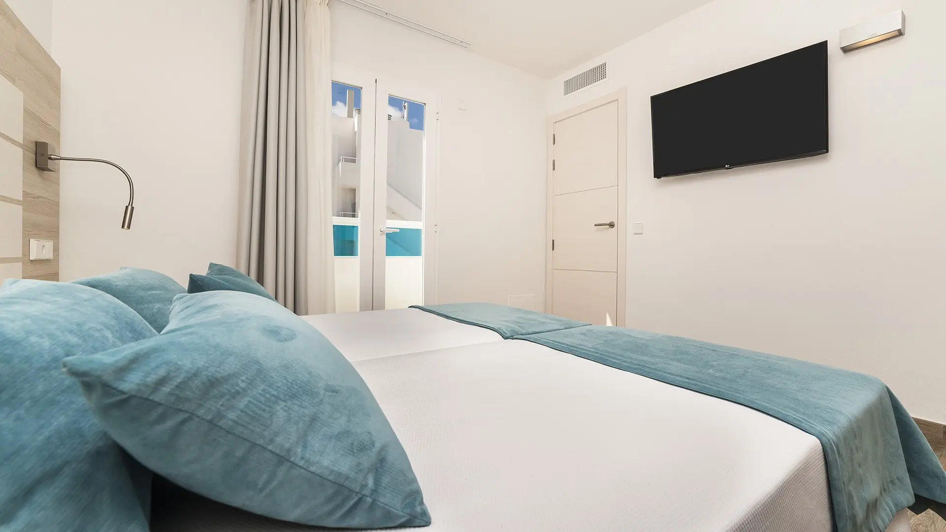 Globales Mediterrani — GLOBALES MEDITERRANI