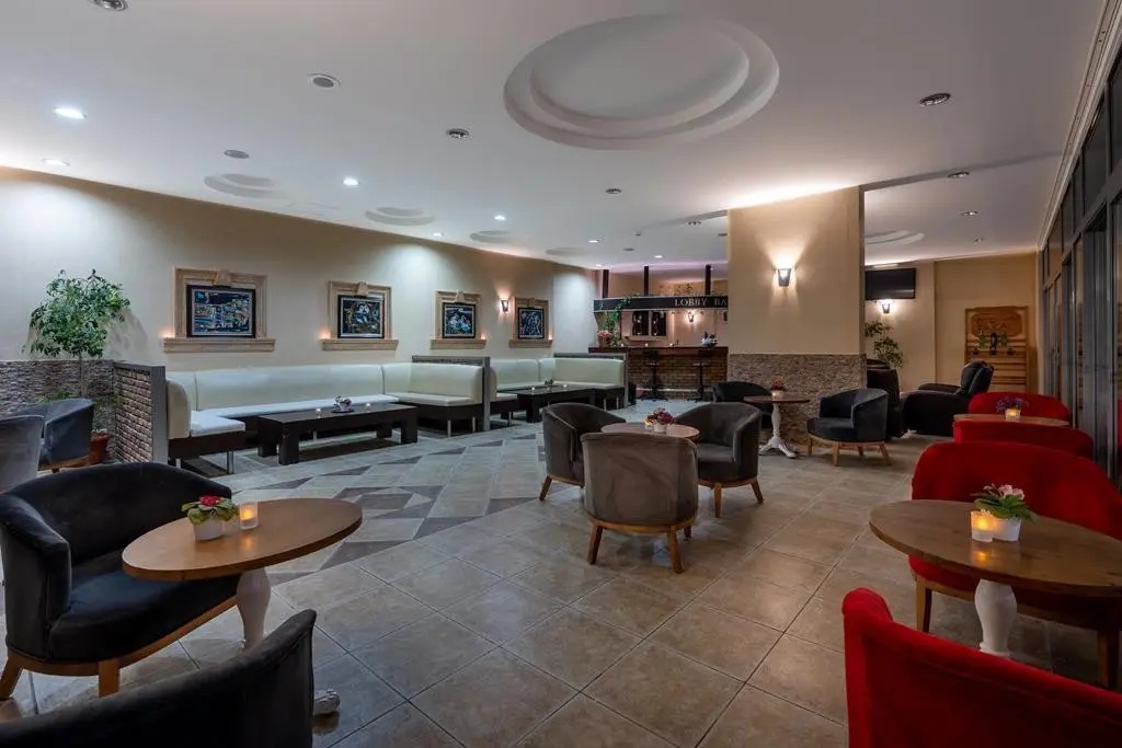Lobby hotelu Grand Yavuz Hotel