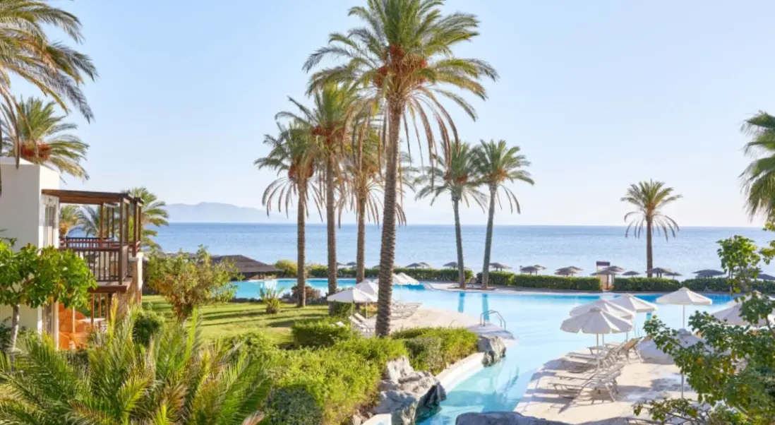 Basen w hotelu Grecotel Luxme Kos