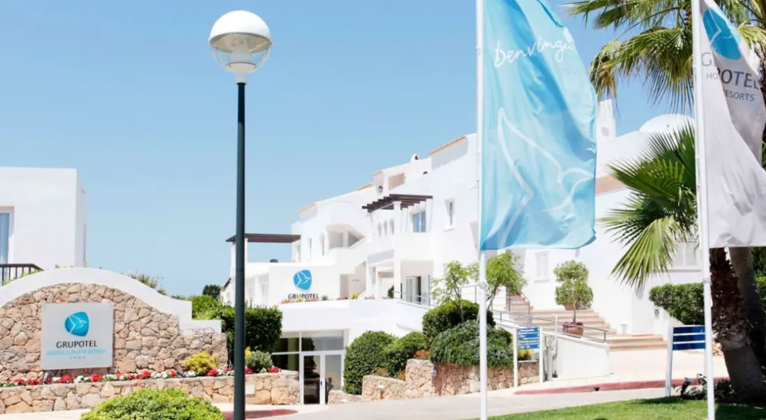 Obiekt hotelu Grupotel Aldea Calan Bosch - Aparthotel