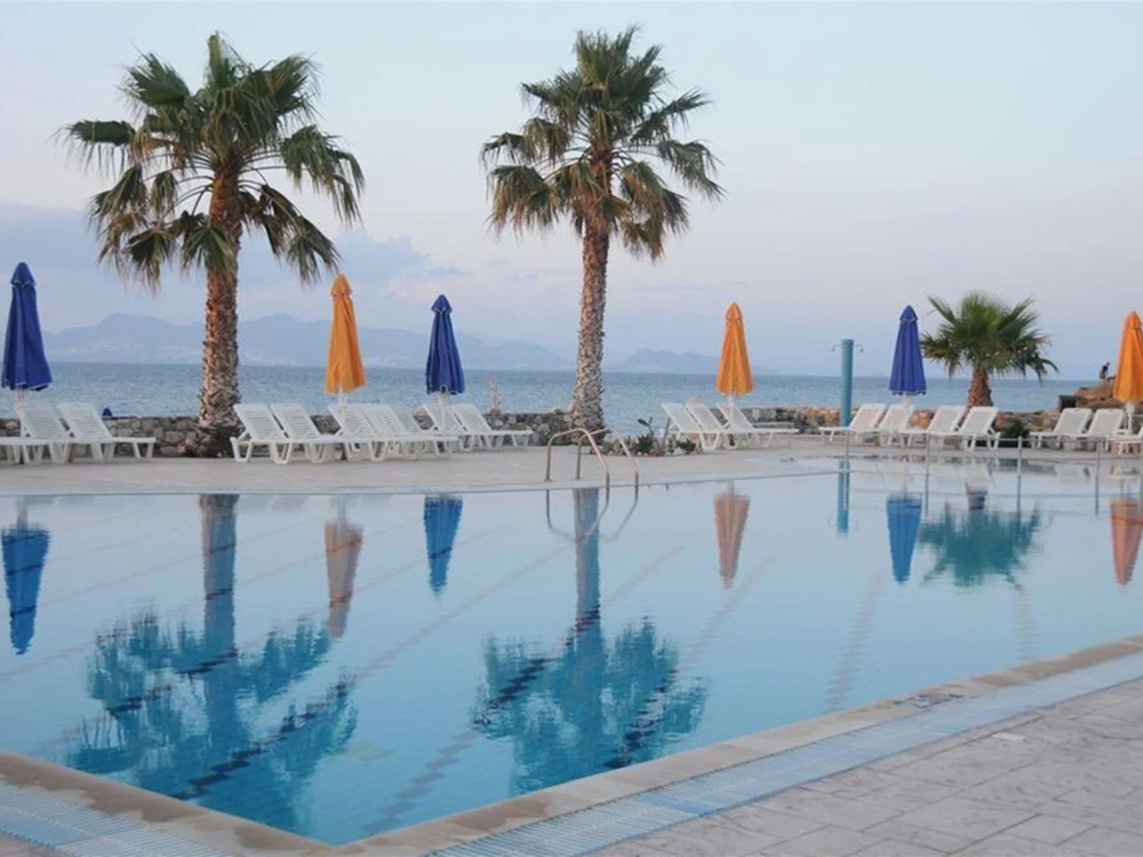 Hotel Irina Beach
