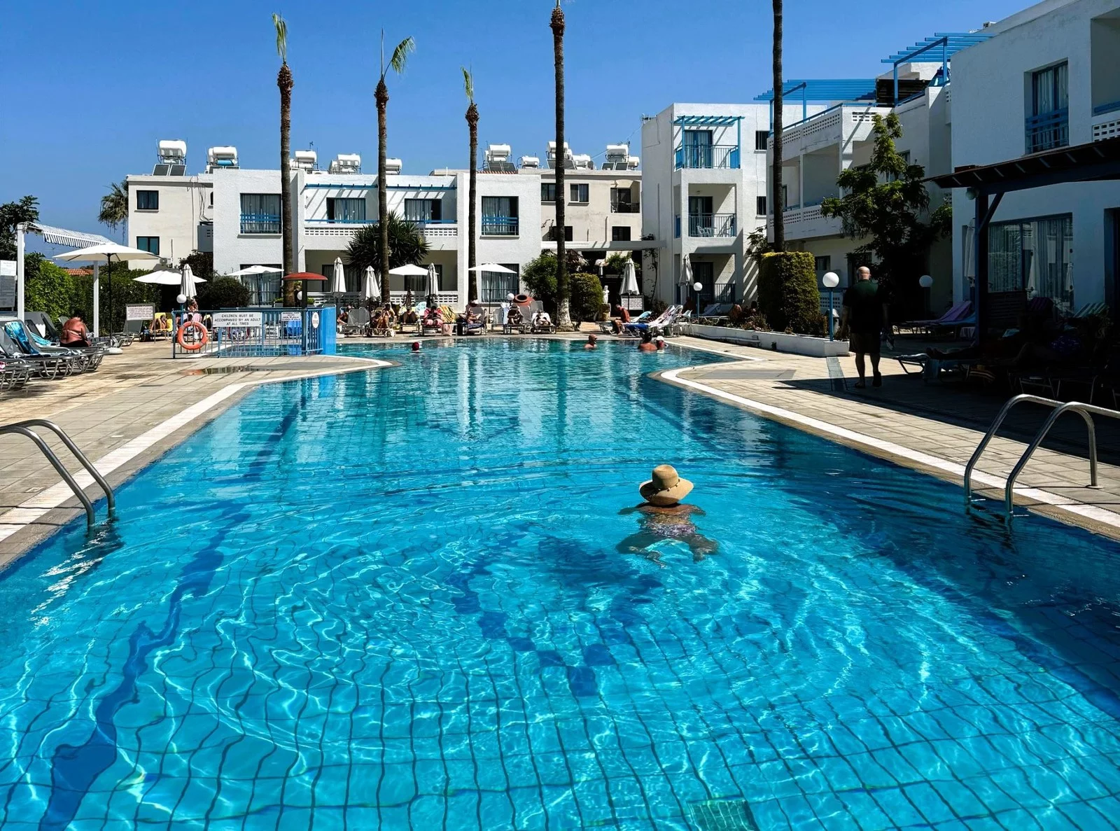 Hotel Kefalonitis Apartments w Cypr (Pafos) - oferta last minute