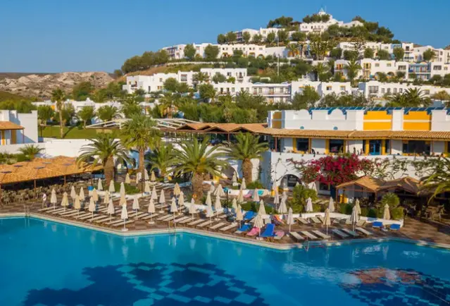 Basen w hotelu Lagas Aegean Village
