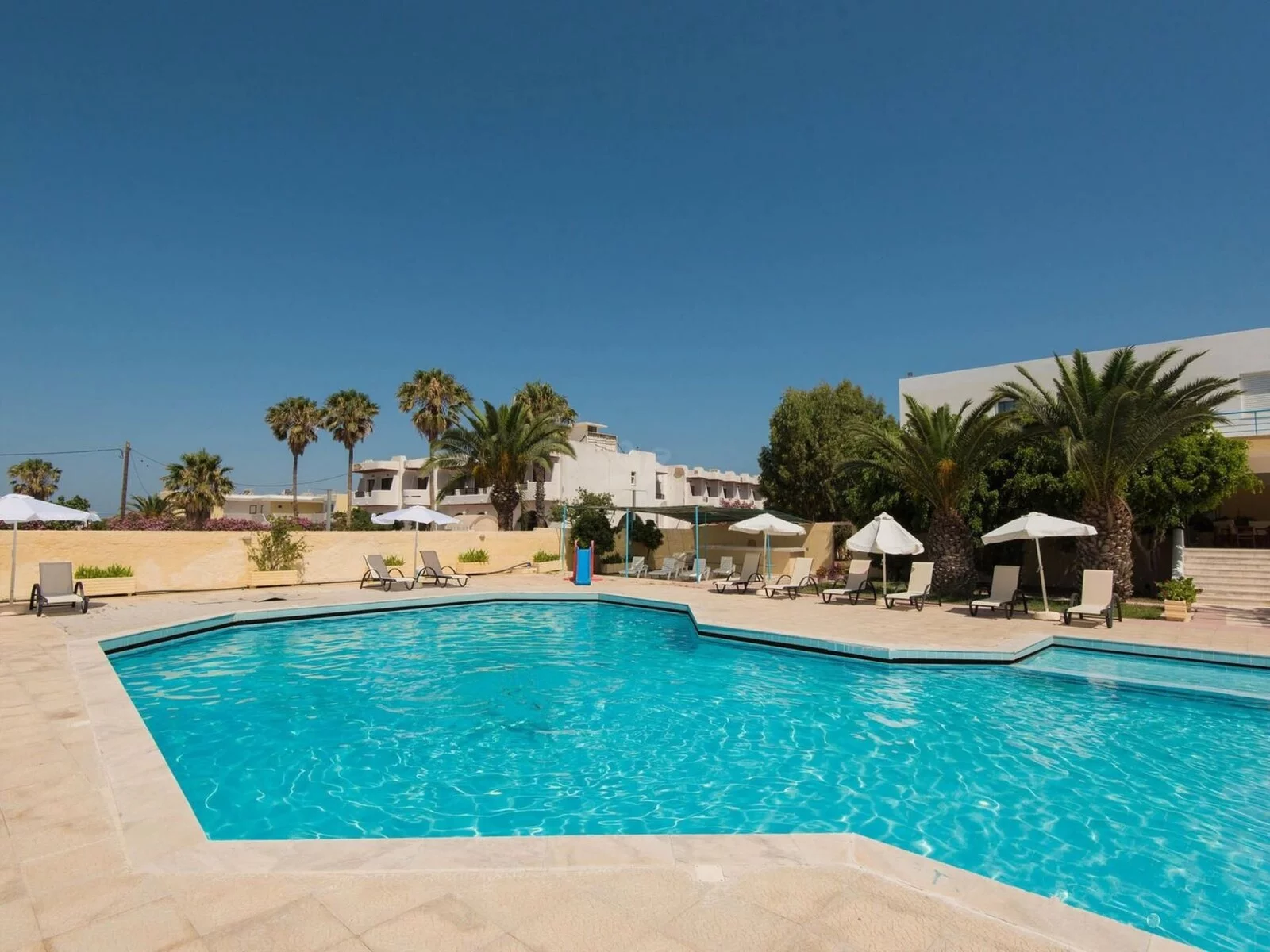 Hotel Leonidas Hotel & Studios