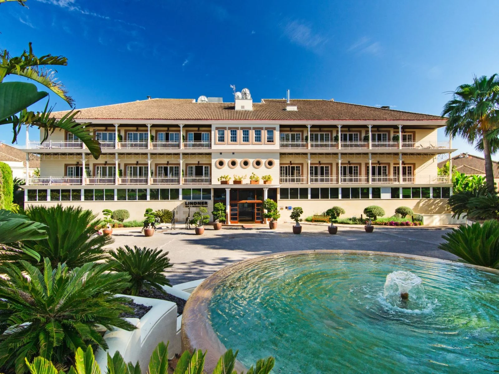 Hotel Lindner Hotel Mallorca Portals Nous, part of JdV by Hyatt w Hiszpania (Majorka) - oferta last minute