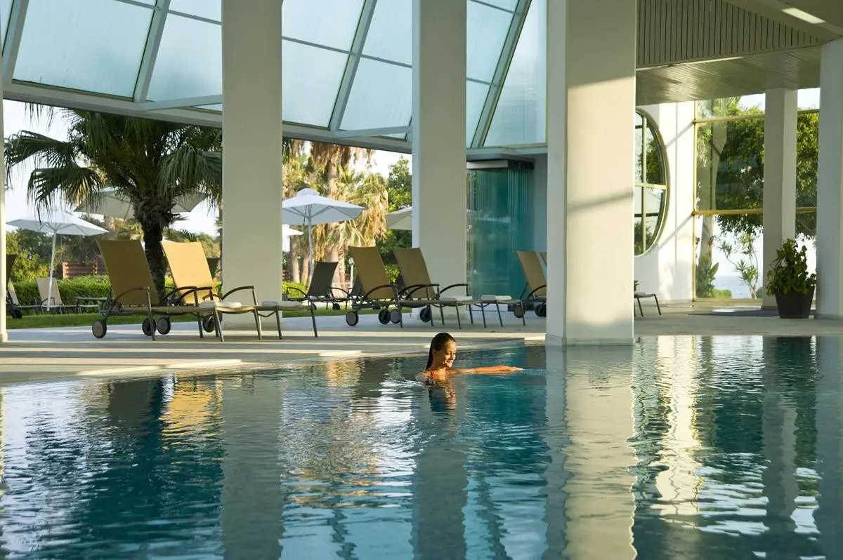 Louis Imperial Beach — LOUIS IMPERIAL BEACH HOTEL