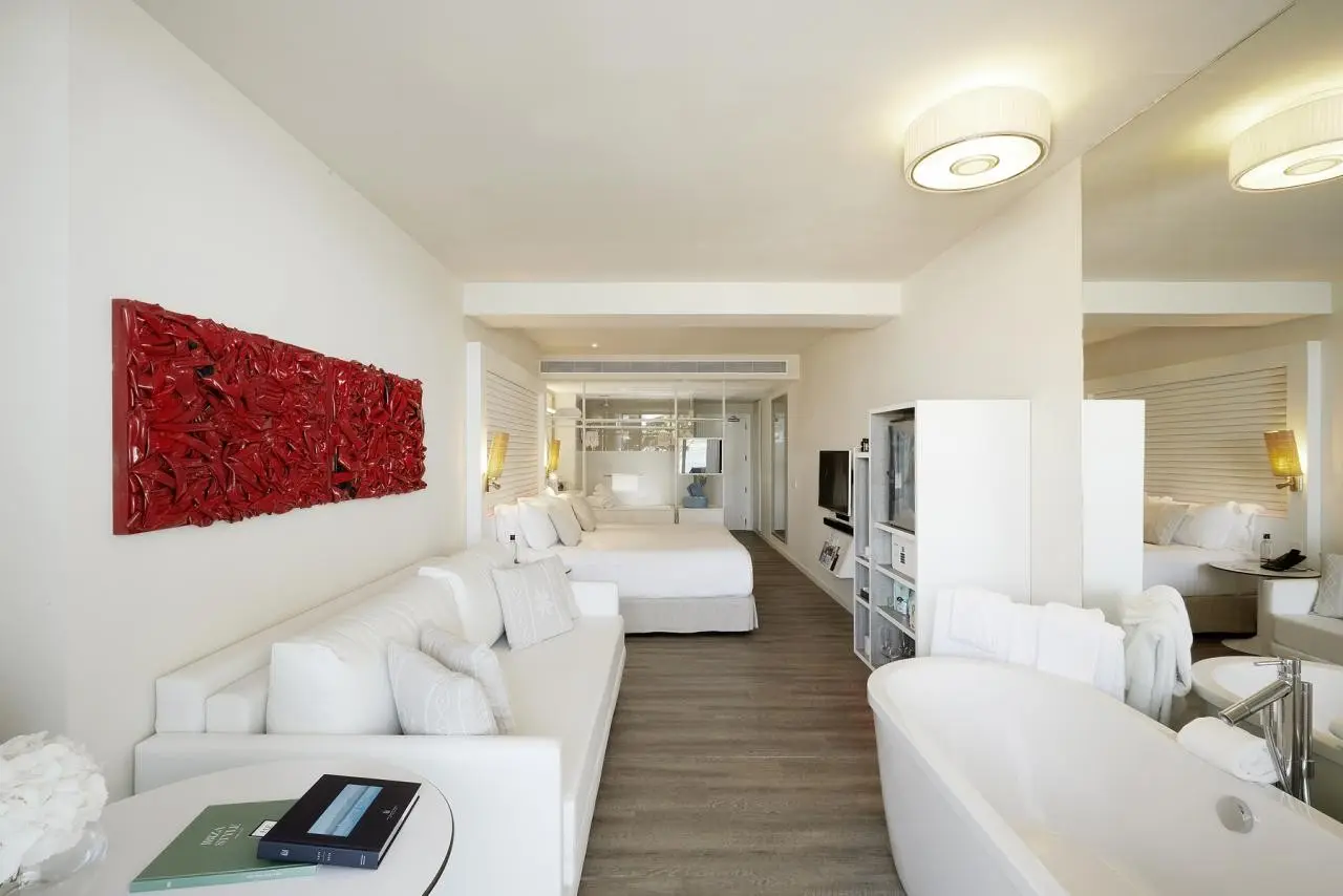 ME Ibiza — ME IBIZA