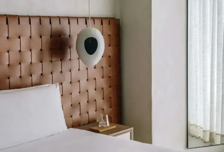 Pokój w hotelu Mondrian Ibiza