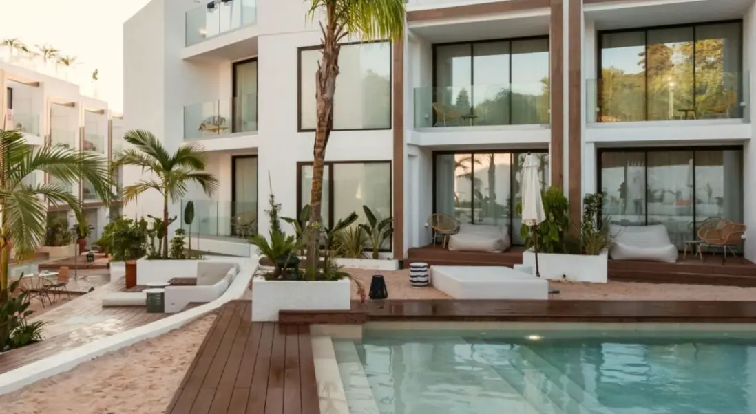 Basen w hotelu Nativo Hotel Ibiza