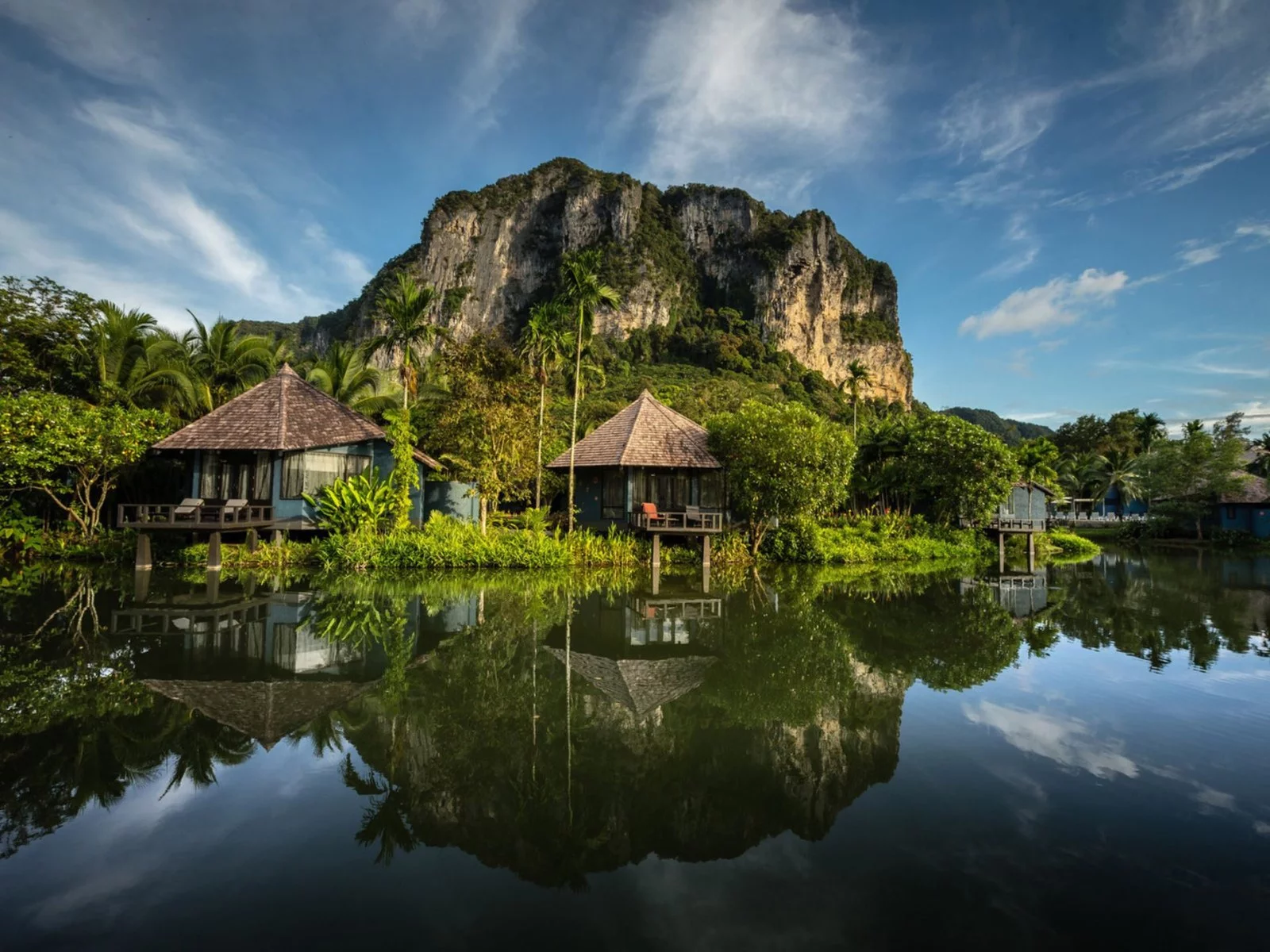 Hotel Peace Laguna Resort & Spa