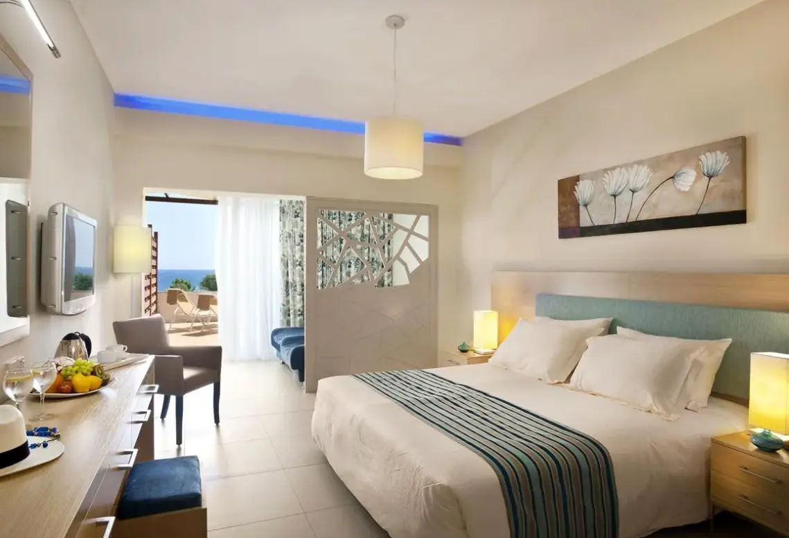 Pokój w hotelu Pernera Beach