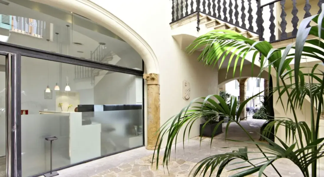 Lobby hotelu Petit Palace Hotel Tres