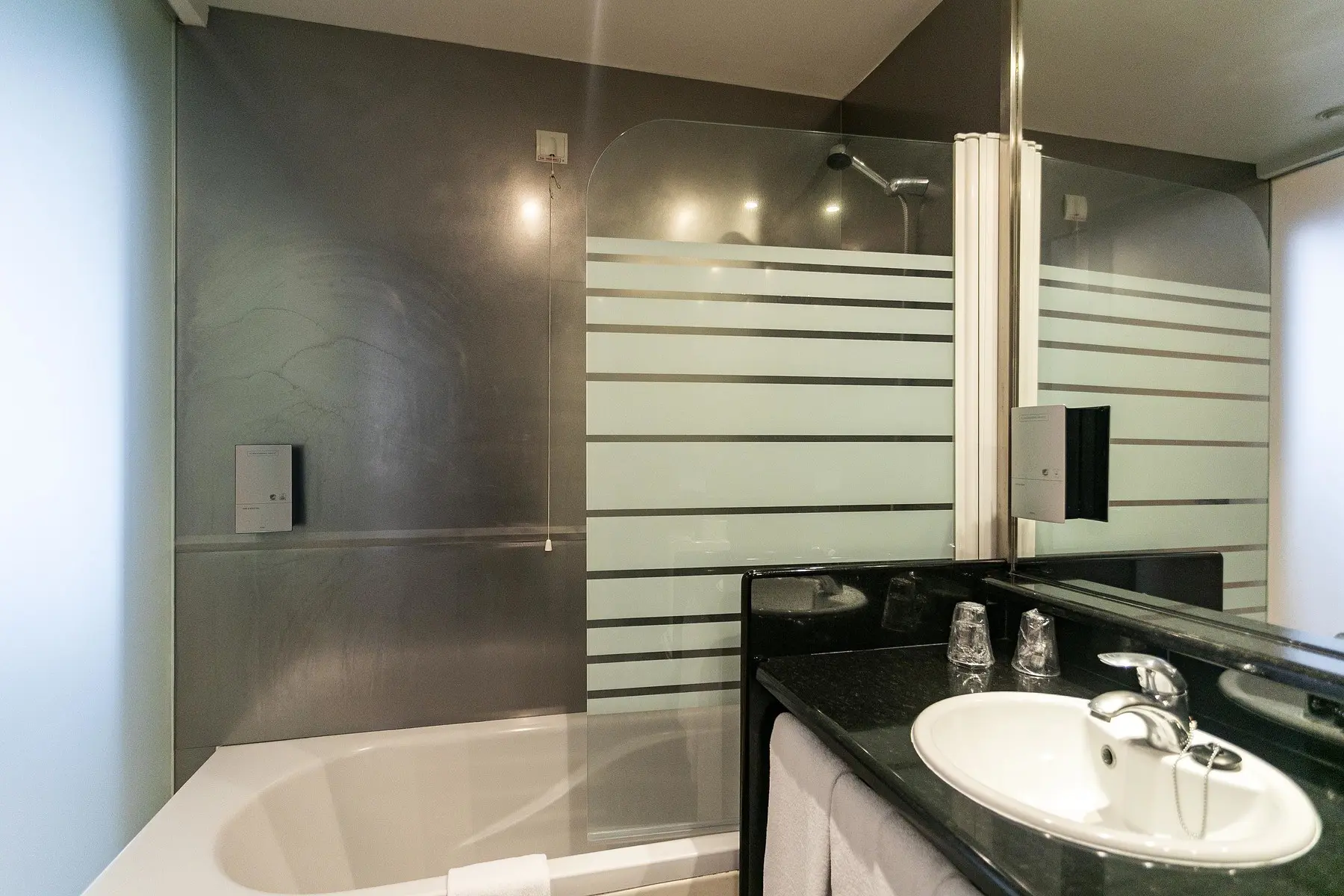 Ponta Delgada — PONTA DELGADA HOTEL