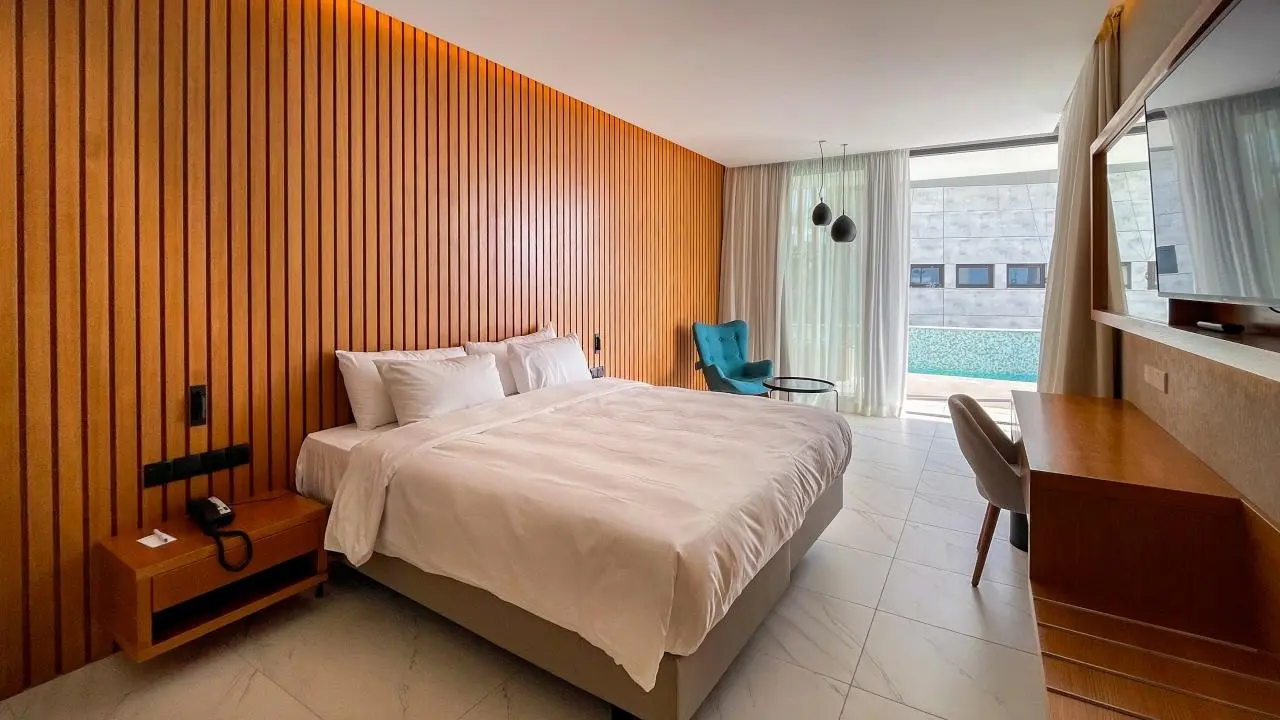 Radisson Beach Resort Larnaka — RADISSON BEACH RESORT