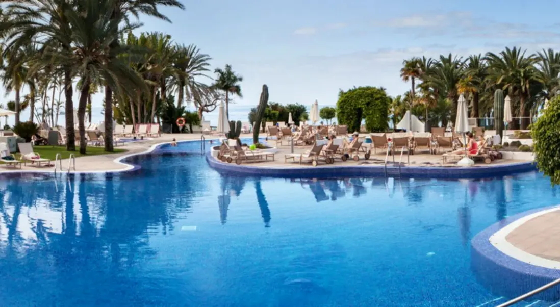 Basen w hotelu Radisson Blu Resort Gran Canaria