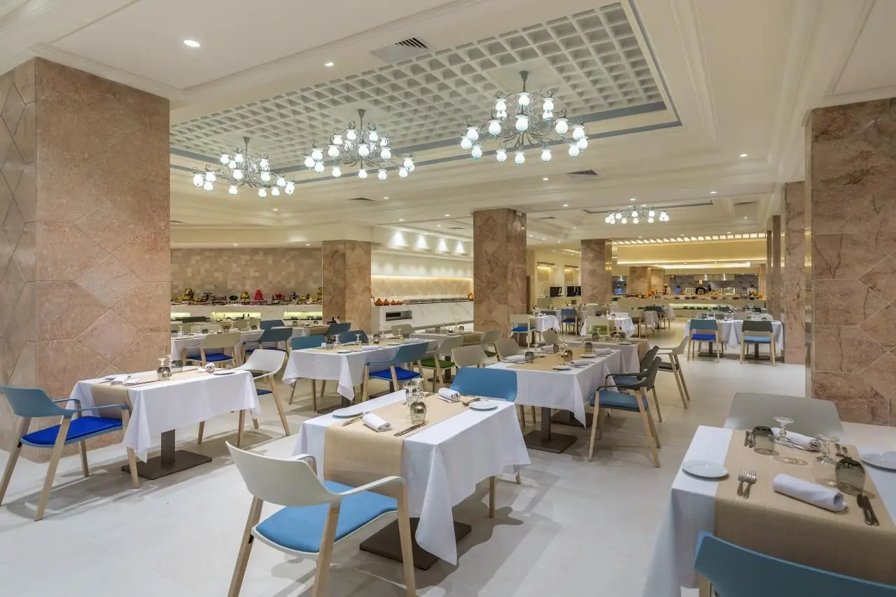 Royal Azur Thalasso — ROYAL AZUR