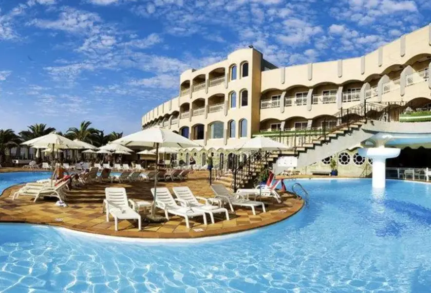 Basen w hotelu San Agustin Beach Club