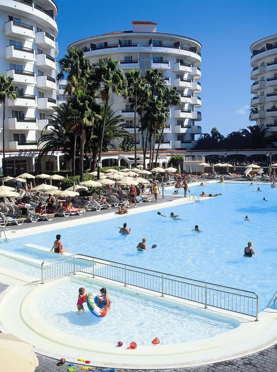 Servatur Waikiki — SERVATUR WAIKIKI