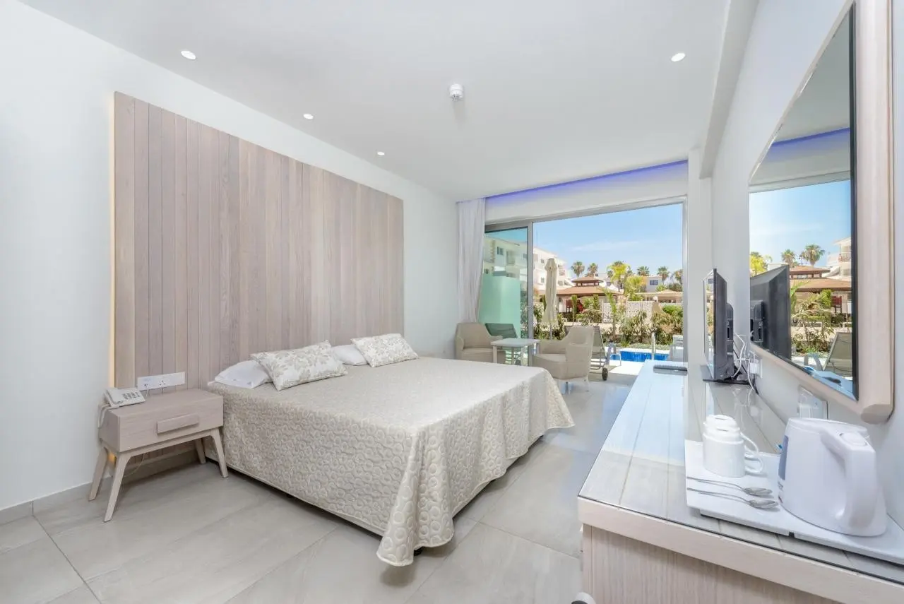 Tasia Maris Beach Hotel & SPA — TASIA MARIS BEACH AND SPA