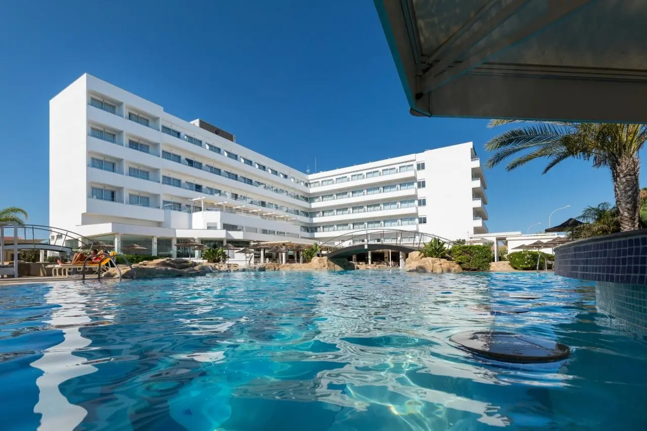 Tasia Maris Beach Hotel & SPA — TASIA MARIS BEACH AND SPA