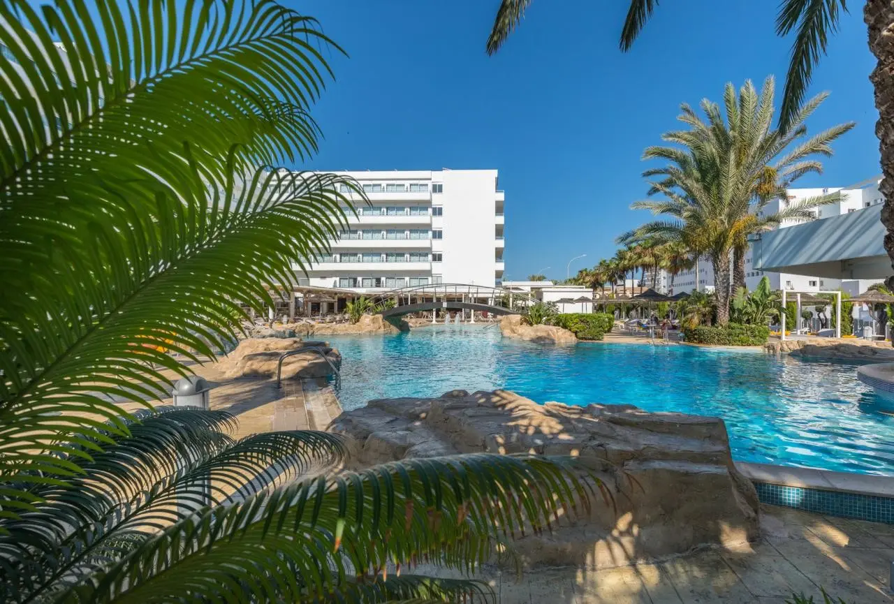 Tasia Maris Beach Hotel & SPA — TASIA MARIS BEACH AND SPA