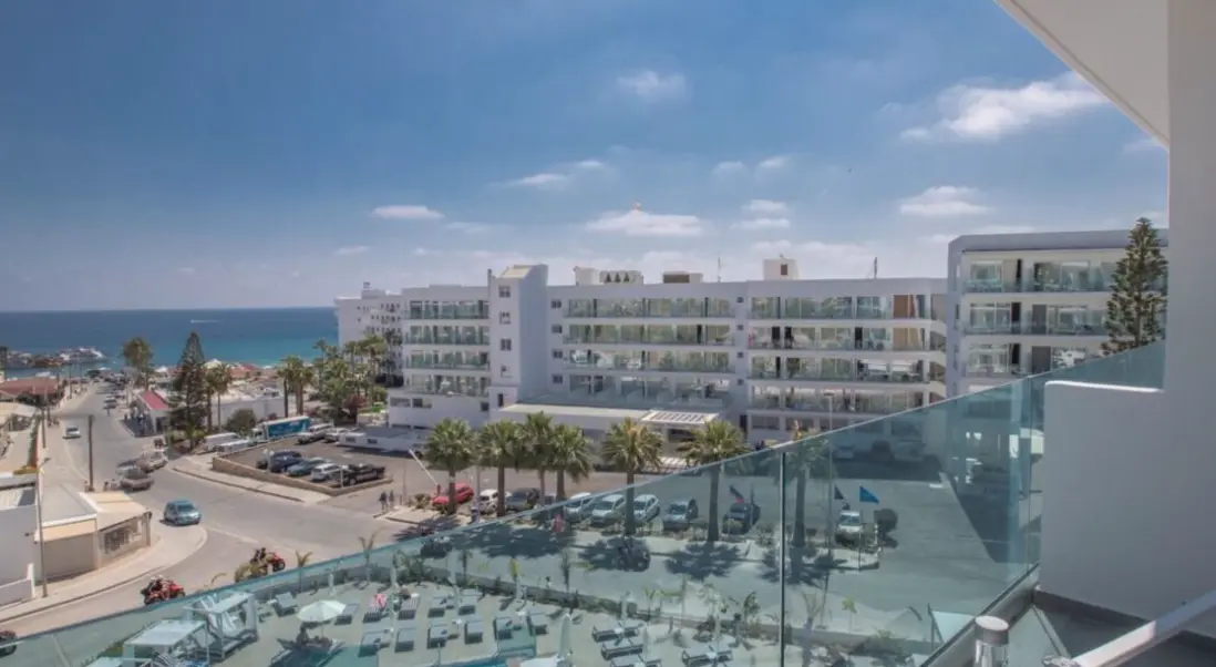 Widok z hotelu The Blue Ivy Hotel & Suites